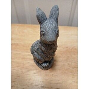 Mt St. Helen's Sculptures Bunny Rabbit Handcrafted With Volcanic Ash Made in USA